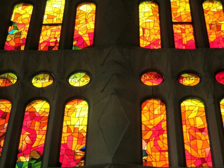 巴塞罗那圣家堂彩色玻璃