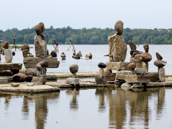 渥太华河Remic急流的岩石艺术
