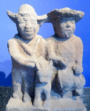 弗里达·卡罗博物馆-墨西哥城科约阿坎-马多尼奥·马加纳雕塑