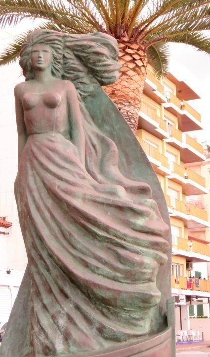 Lloret de Mar的公共艺术——海滩雕塑