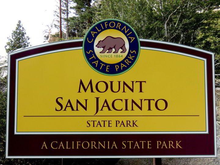棕榈泉圣哈辛托山州立公园的标志-加州州立公园的标志