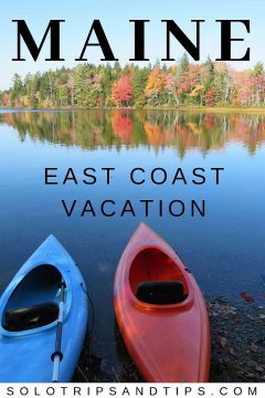 缅因州东海岸度假与秋天的颜色反映在水