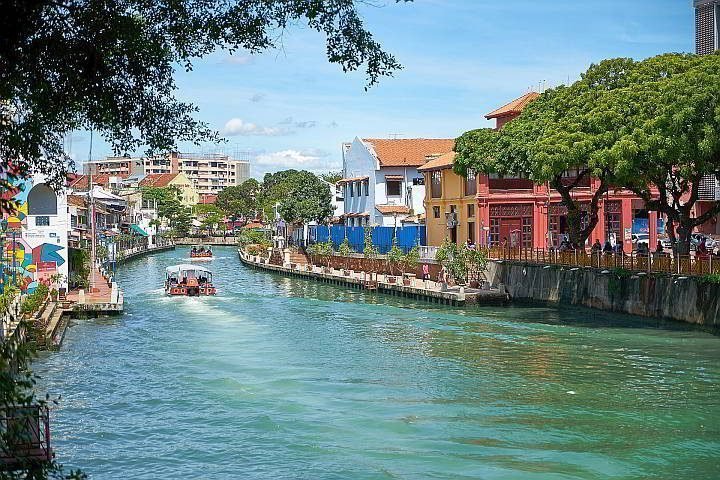 马六甲河游船是一个有趣和放松的旅游景点