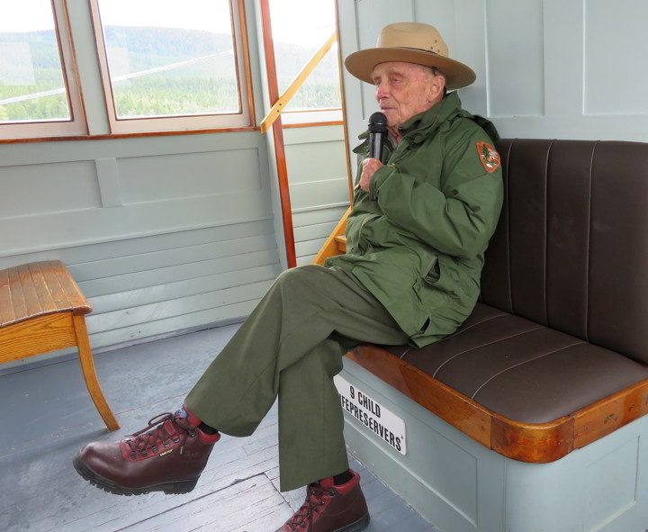 护林员道格自1961年以来一直在冰川国家公园工作，他将在2019年93岁
