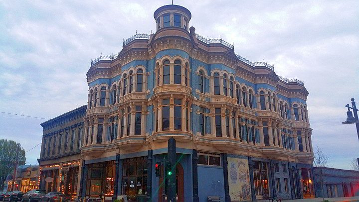 Hastingsbuilding建于1890年PtTownsend市中心,Victorian风格架构一模