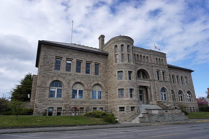1893海关大楼现归邮局
