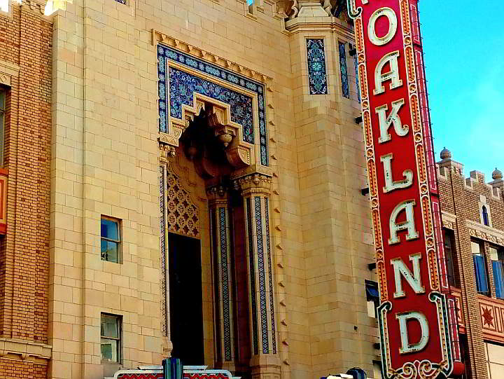 加州奥克兰历史悠久的福克斯剧院