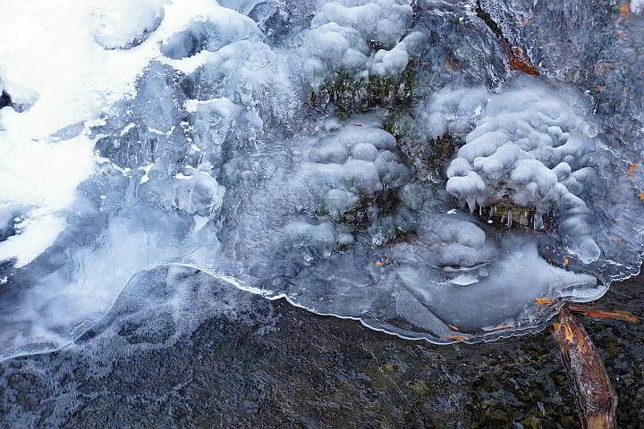 罗森溪部分结冰