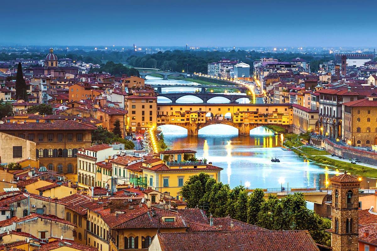 佛罗伦萨最值得做的事情是——维乔桥——老桥。