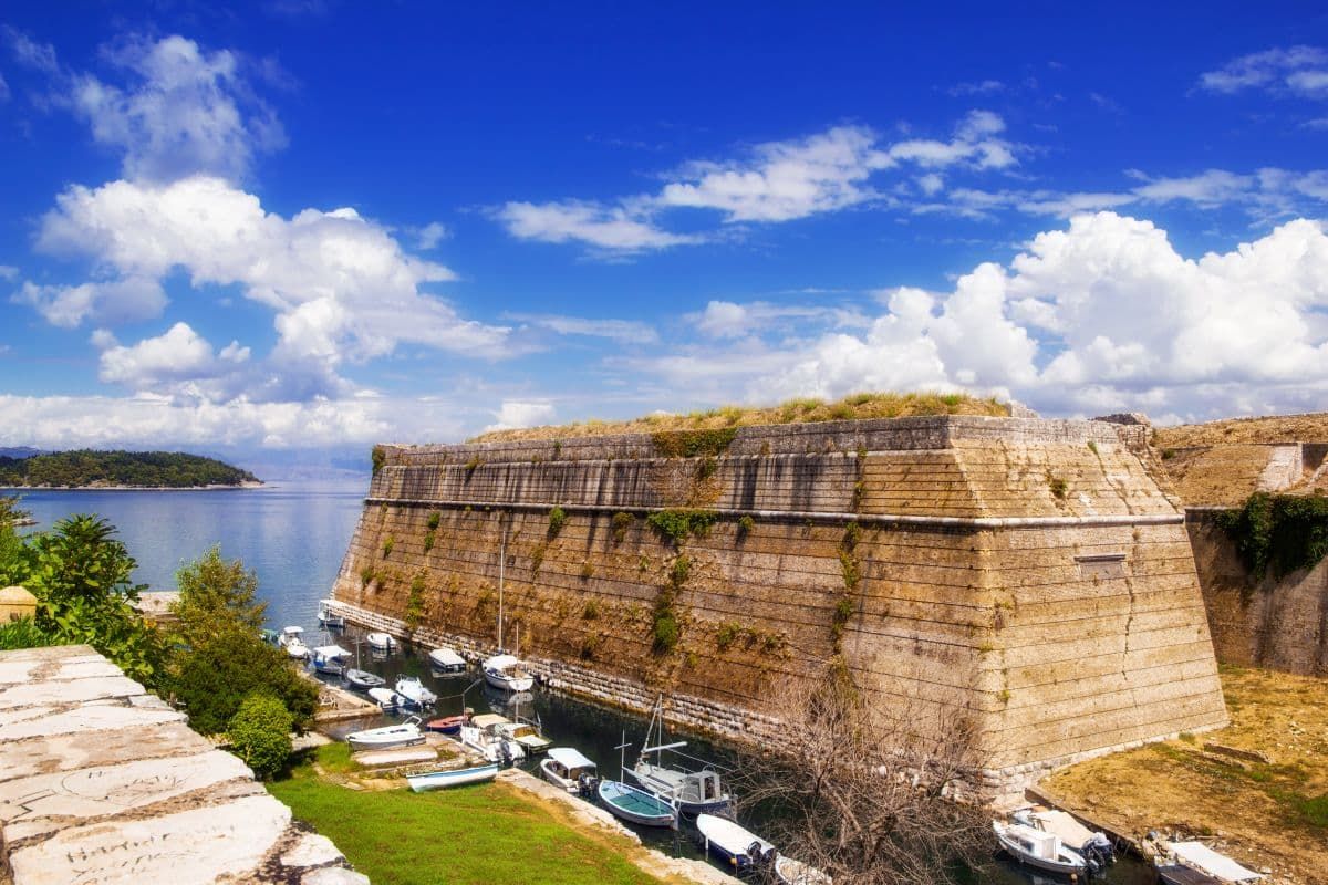 科孚岛的老堡垒。