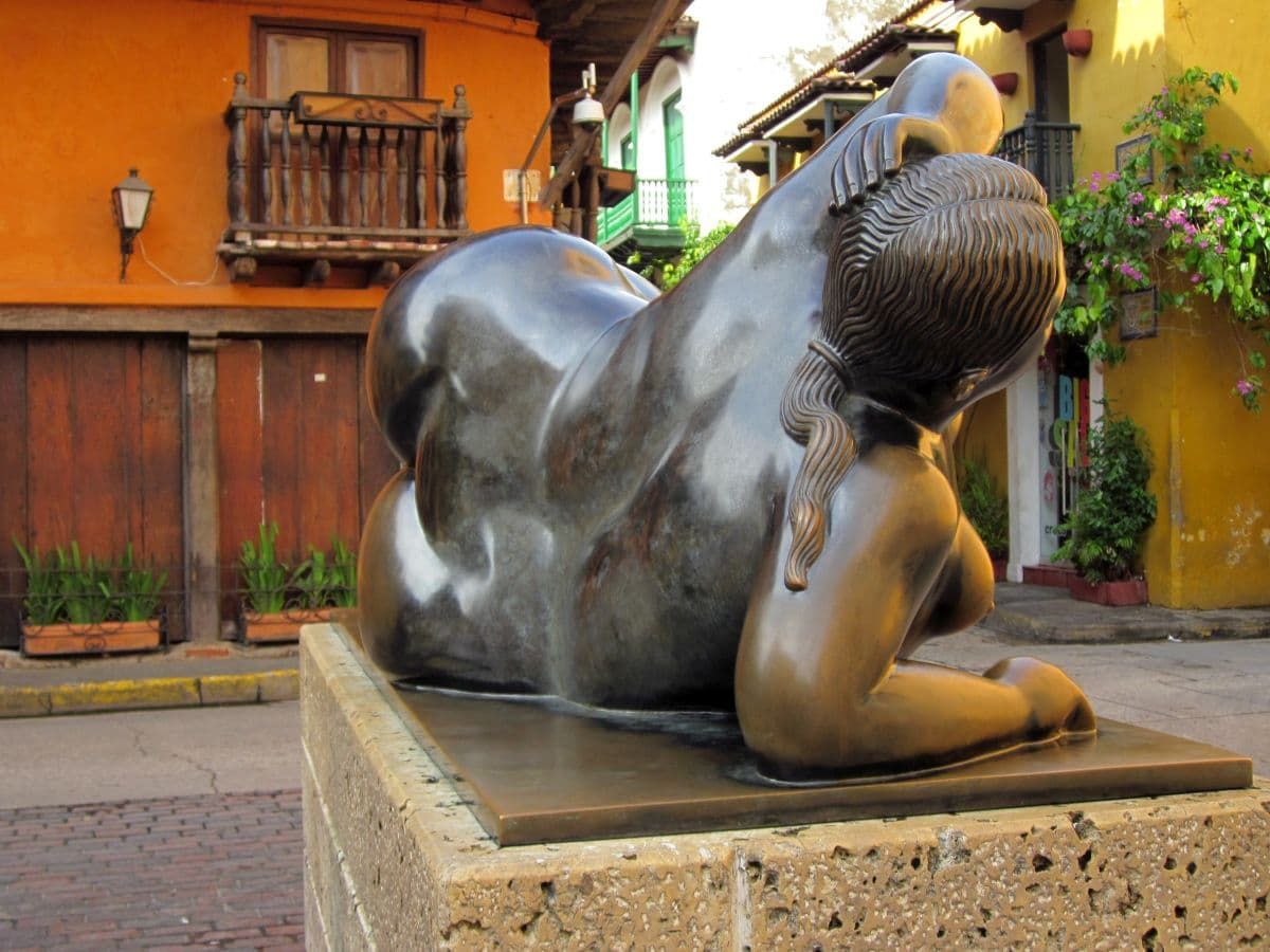 波特罗的拉·戈达·格特鲁迪斯雕像。